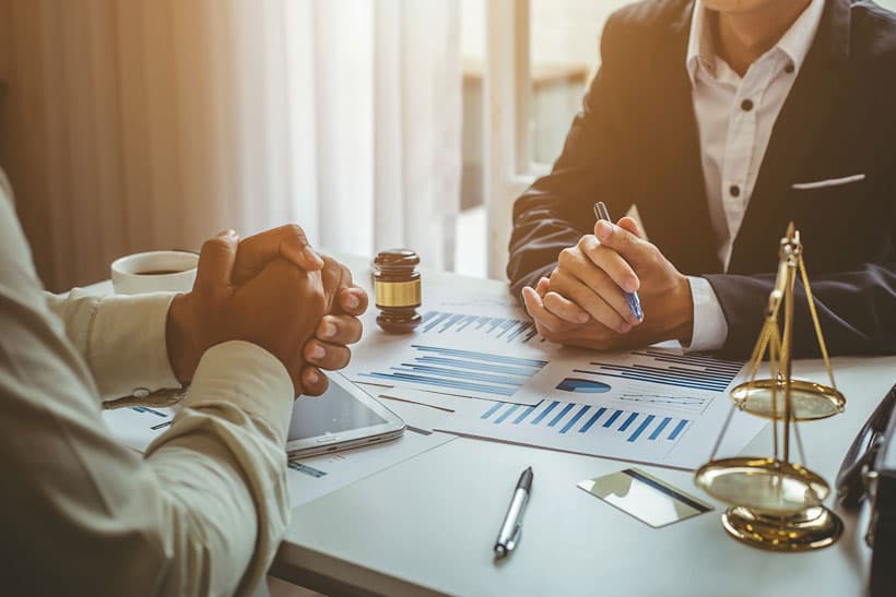 Reclamar gastos de gestoría en Ourense